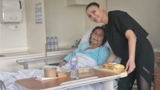 Джобът на Софи Маринова се прокъса здраво след кончината на майка й