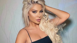 Андреа показа нова визия и впечатли феновете с перфектна форма