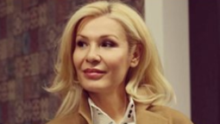 Гала се показа в ролята на баба (Новородената ѝ внучка Джина се радва на първата си ваканция – Снимки)