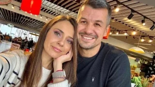 Бебе отложи голямата сватба на Бесте Сабри и Айкут Рамадан