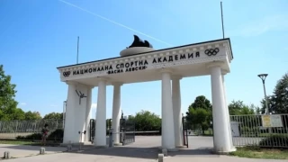 Едва 22 университета присъствено и 1 онлайн учредиха алтернативния Съвет на ректорите